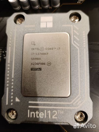 Intel core i7 13700kf