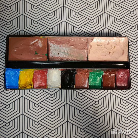 Театральный грим