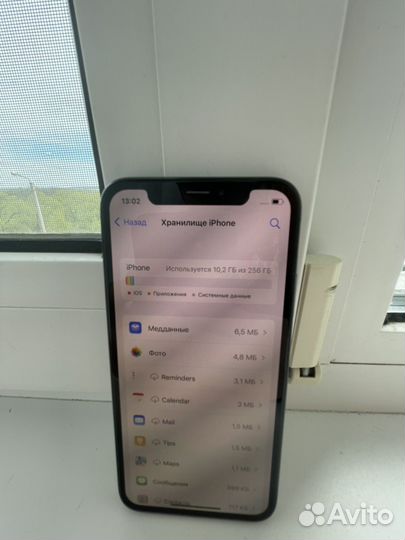 iPhone X, 256 ГБ