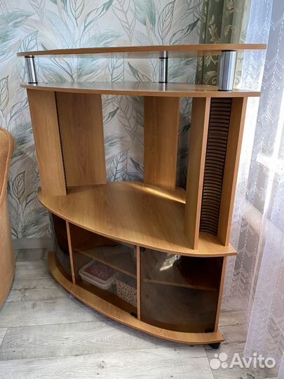 Тумба под телевизор