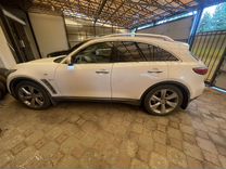 Infiniti QX70 3.0 AT, 2013, 90 000 км, с пробегом, цена 2 650 000 руб.