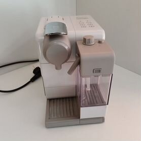 Кофемашина капсульная DeLonghi EN560