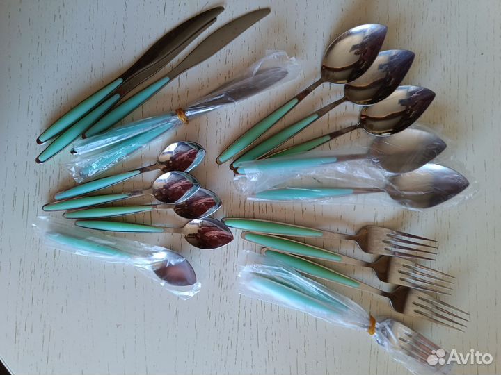 Столовые приборы