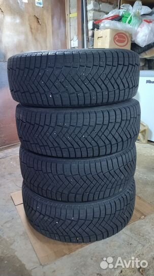 Pirelli Ice Zero FR 235/60 R18 107H