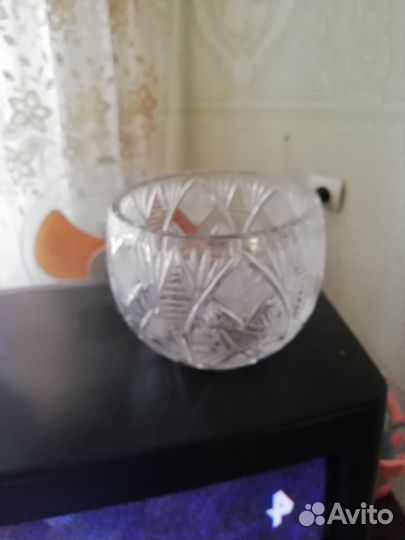 Хрустальная ваза