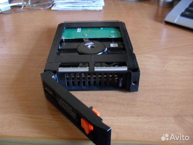 Жесткий диск 3.5 на 1тб и 160гб с салазками