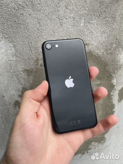 iPhone SE (2020), 128 ГБ