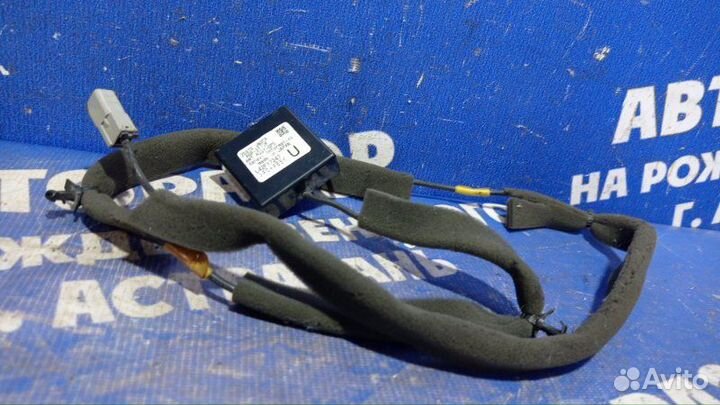 Антенна Nissan Teana J32 седан VQ25DE 2010