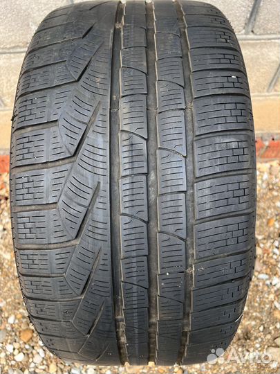 Pirelli Winter Sottozero 3 225/35 R19 и 255/40 R19 96V