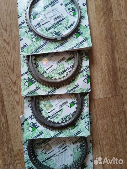 Запчасти, шестерни на кпп ZF16