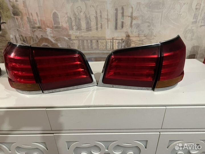 Фара задняя на Lexus LX570