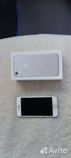Телефон iPhone 7 128gb