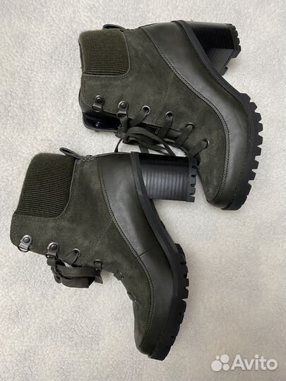 Женские ботинки UGG