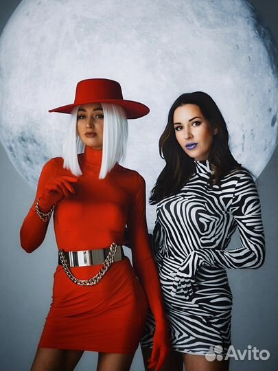 Парики черный, блонд, сиреневый/лиловый/лавандовый