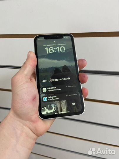 iPhone Xr, 128 ГБ