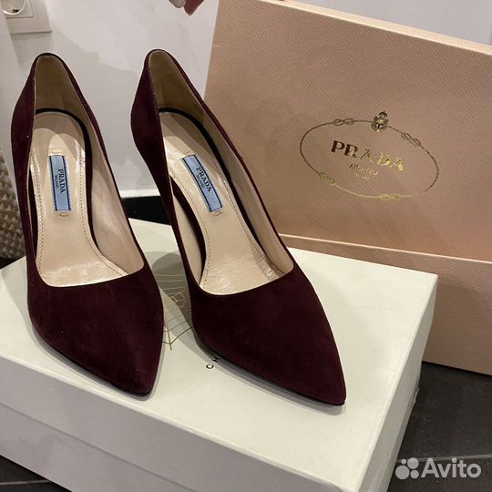 Туфли женские Prada 37,5 оригинал