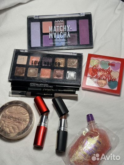 Косметика декоративная для макияжа