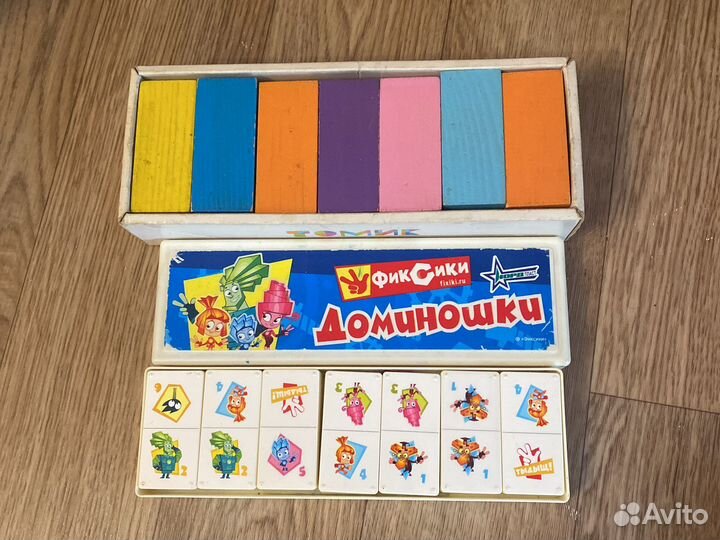 Настольные игры домино (за всё цена)