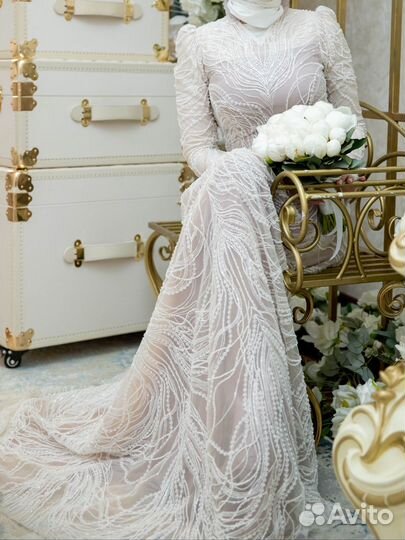 Вечернее платье