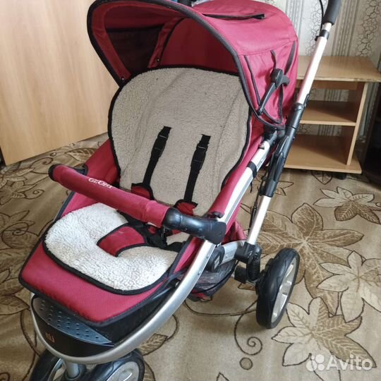 Прогулочная коляска