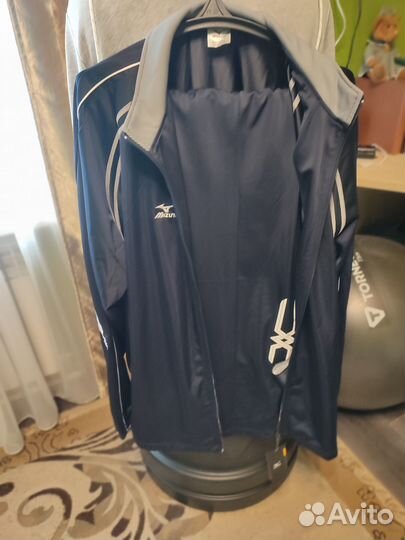 Спортивный костюм mizuno