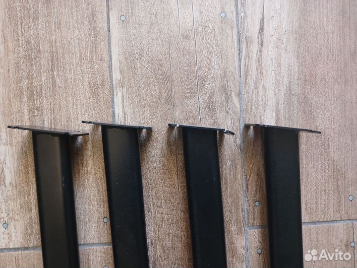 Мебельные ножки металлические 72 см