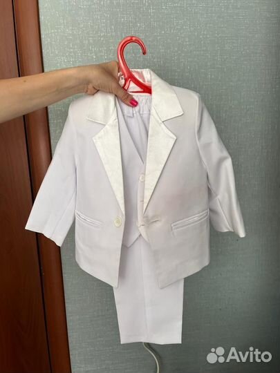 Брючный костюм тройка на мальчика