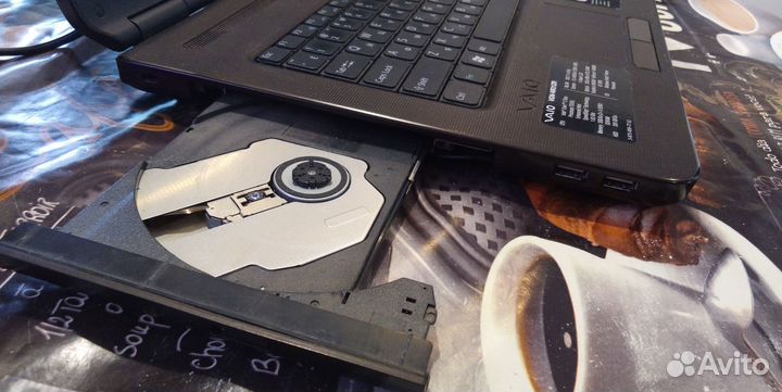 Sony vaio VGN-NR31ZR