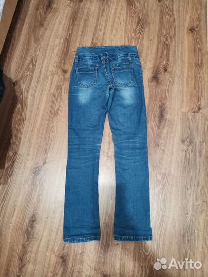 Джинсы с высокой талией