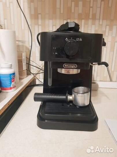 Кофеварка рожковая delonghi