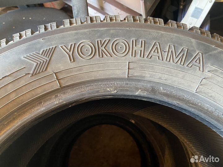 Yokohama Ice Guard F700Z 215/60 R16 95Q