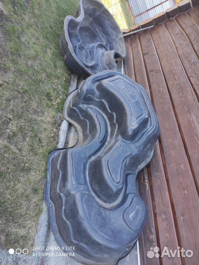 Декоративный пруд