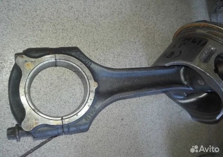 Шатун поршень 2.2 CDI Mercedes OM611