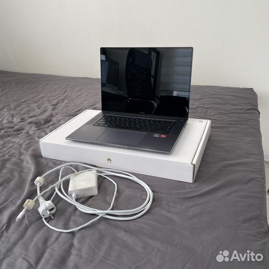 Huawei Matebook 16