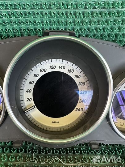 Щиток приборов на мерседес w212