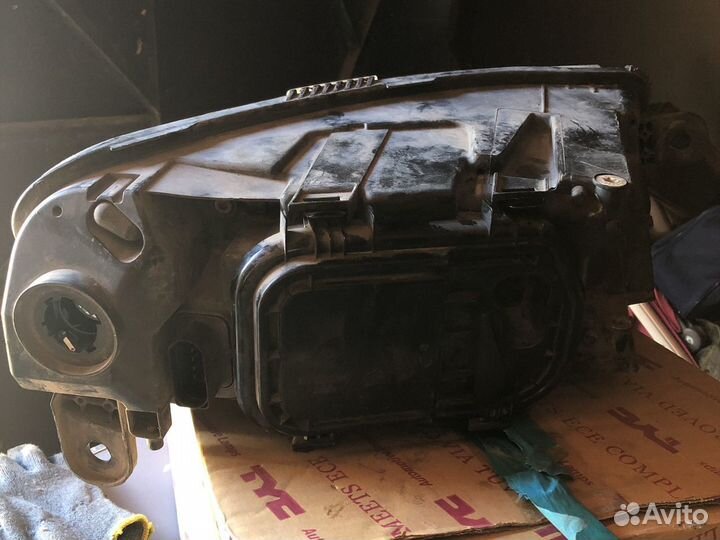 Фара левая Audi a6 c6 с 2004 годавыпуска