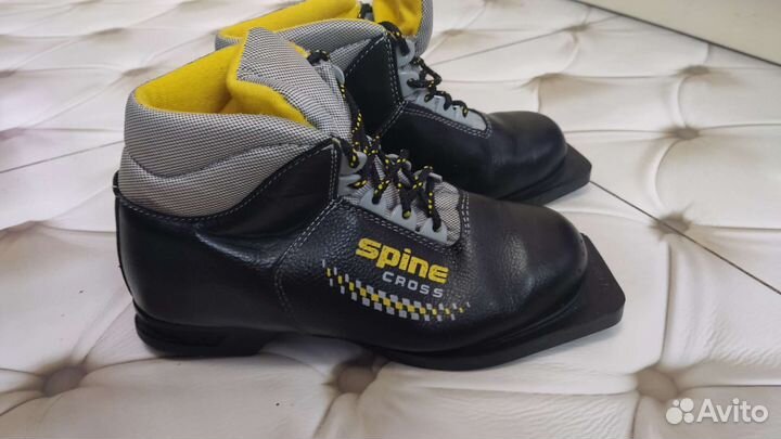 Лыжные ботинки 36 размер