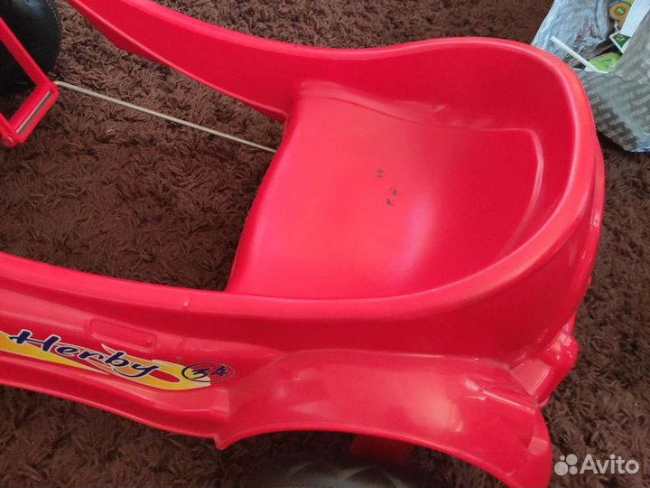 Машинка-каталка самоходная