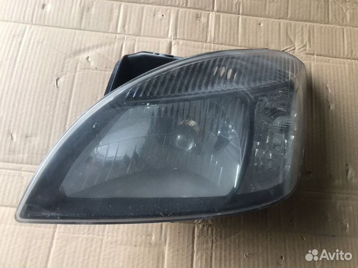Фара передняя левая Kia Rio 2 (4001)