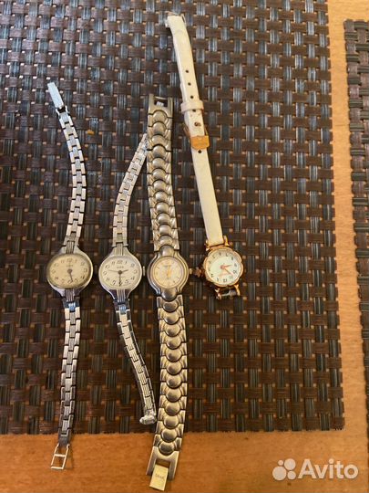 Продам женские наручные часы
