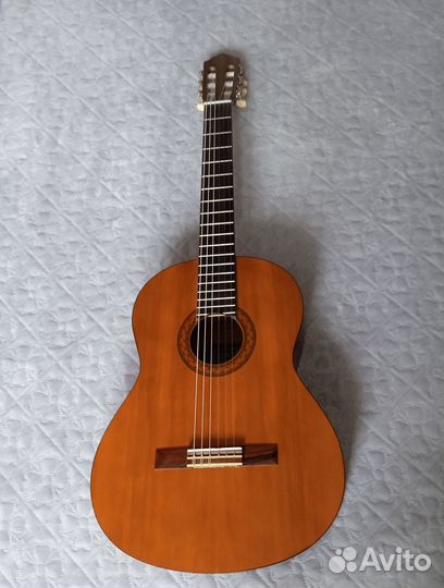 Классическая гитара Yamaha C40
