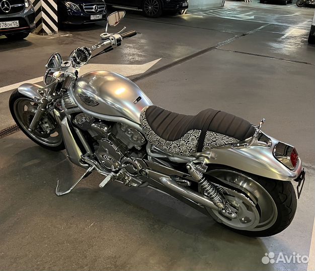 V-ROD 100-Year Edition