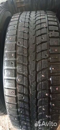 Dunlop SP Winter Ice 01 235/55 R17 99T