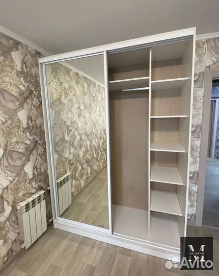 Шкаф встраиваемый