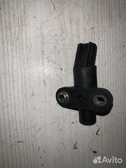 Датчик положения коленвала Ford Focus 1 LX 2.0