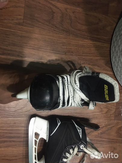 Хоккейные коньки bauer 31