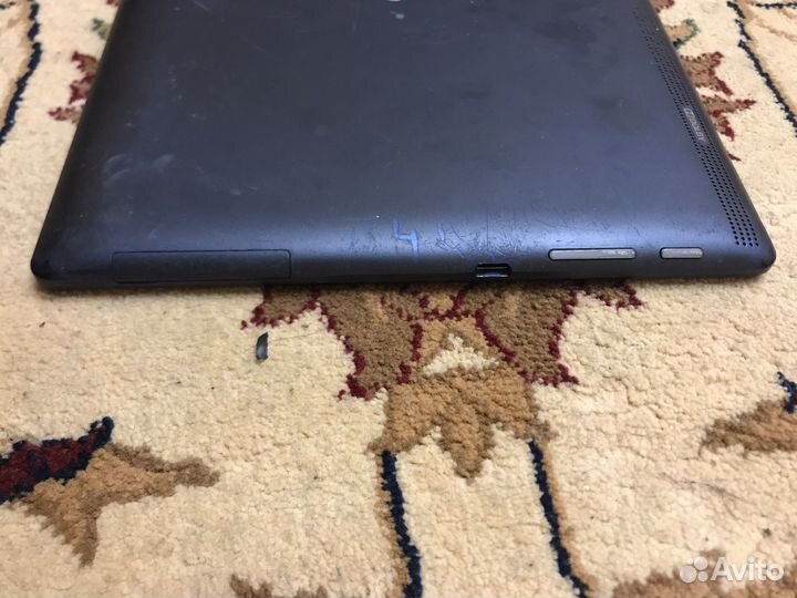 Планшет Lenovo