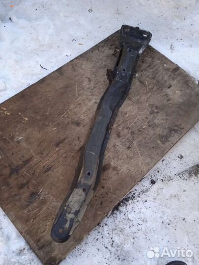 Подрамник Mitsubishi Galant 8 Japan