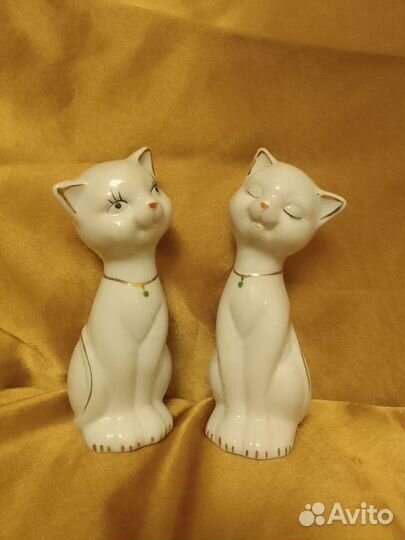 Статуэтка кошка фарфор