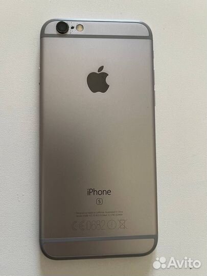 iPhone 6S, 64 ГБ
